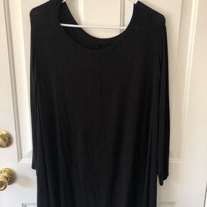 Black Swing Top perfect w/ leggings & skinny jeans
